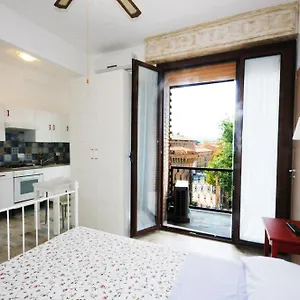 Cortesia 4 , Bologna Italy